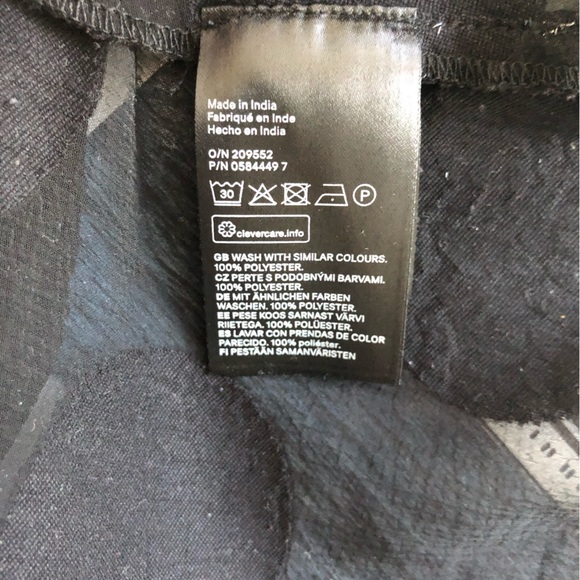 H&M sheer top - Picture 2 of 12